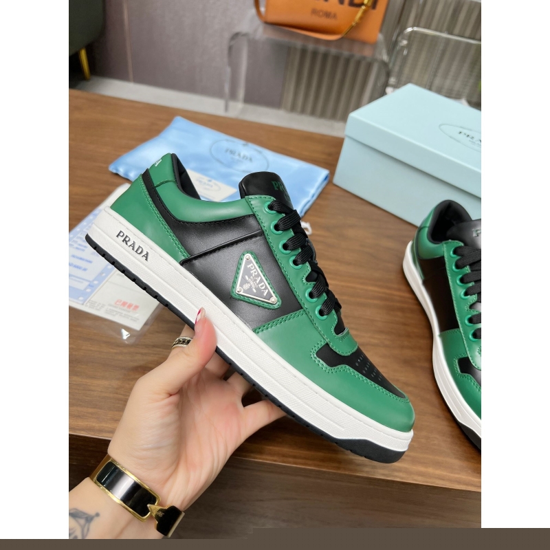 Pra*a casual shoes